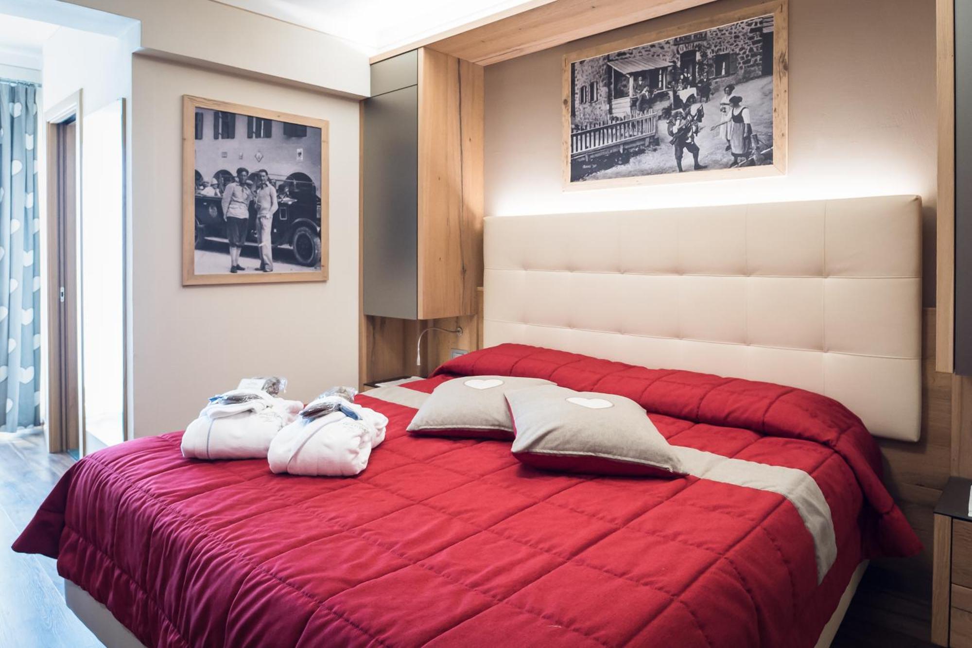 Hotel Alle Alpi Moena Esterno foto