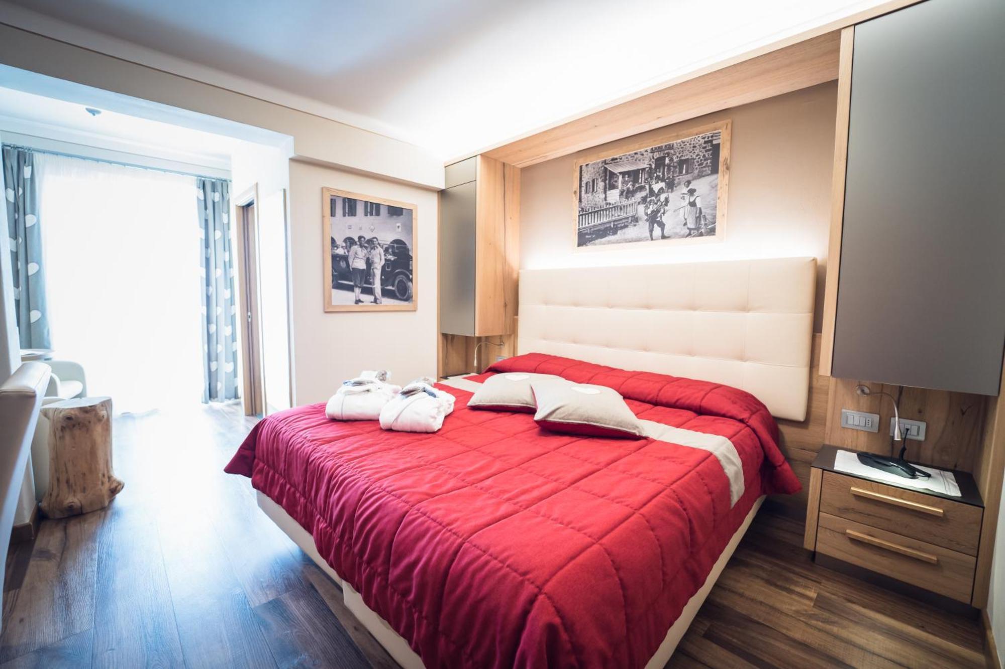 Hotel Alle Alpi Moena Esterno foto