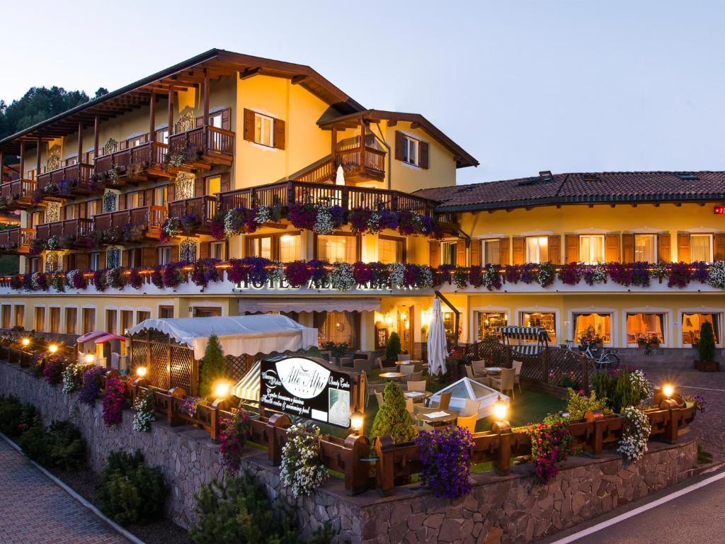Hotel Alle Alpi Moena Esterno foto