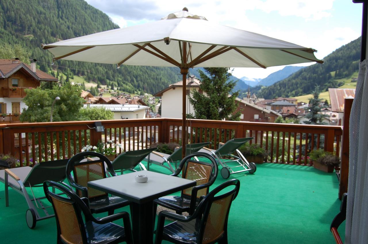 Hotel Alle Alpi Moena Esterno foto